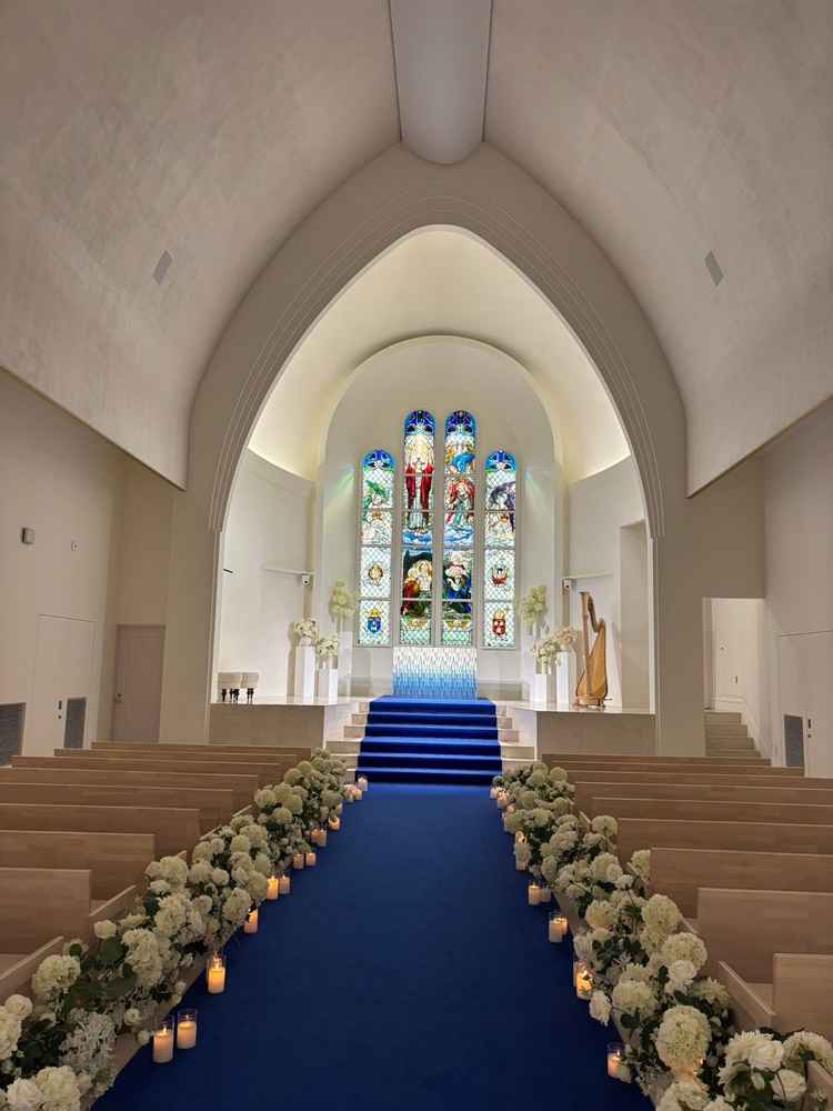 独立型の大聖堂。中に入ると素敵で鳥肌が立ちました。ビデオレターも感動。大聖堂までの道のりも綺麗。