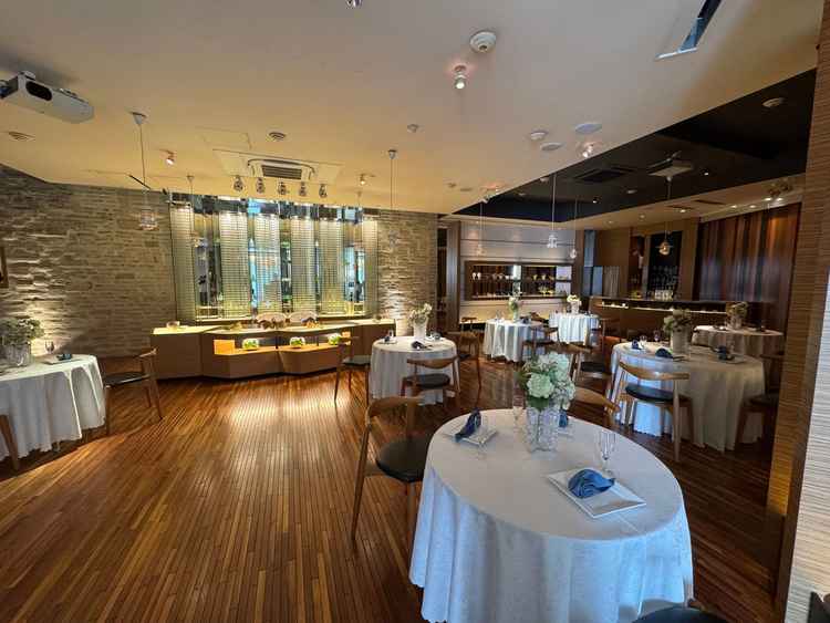 フラットな目線でゲストと対等に過ごせる感じで良かった。サプライズもよき。