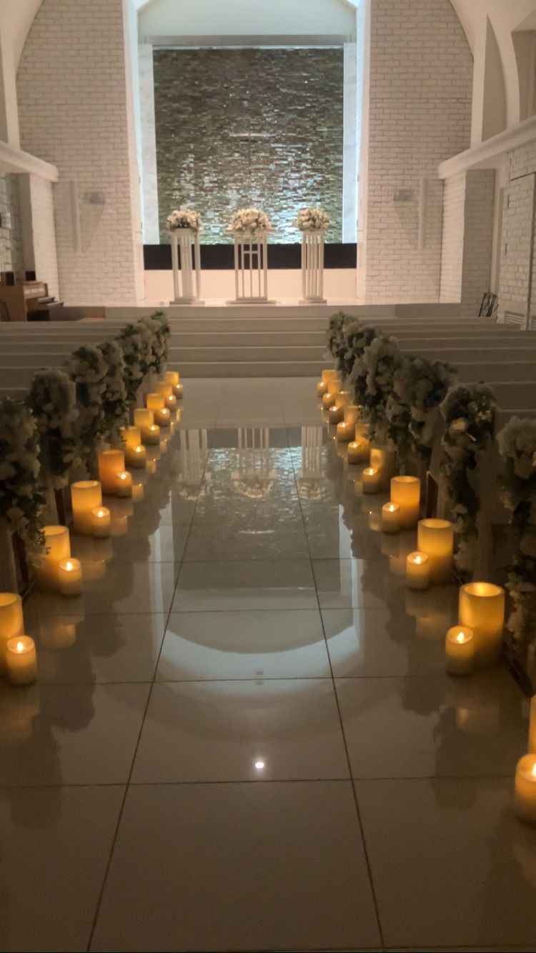 上から羽が落ちてくる演出はとても素敵でした。