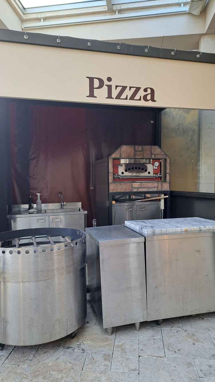 ピザも焼けるみたい