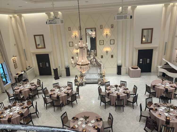 披露宴が大きすぎず小さすぎずベストバランスでした！