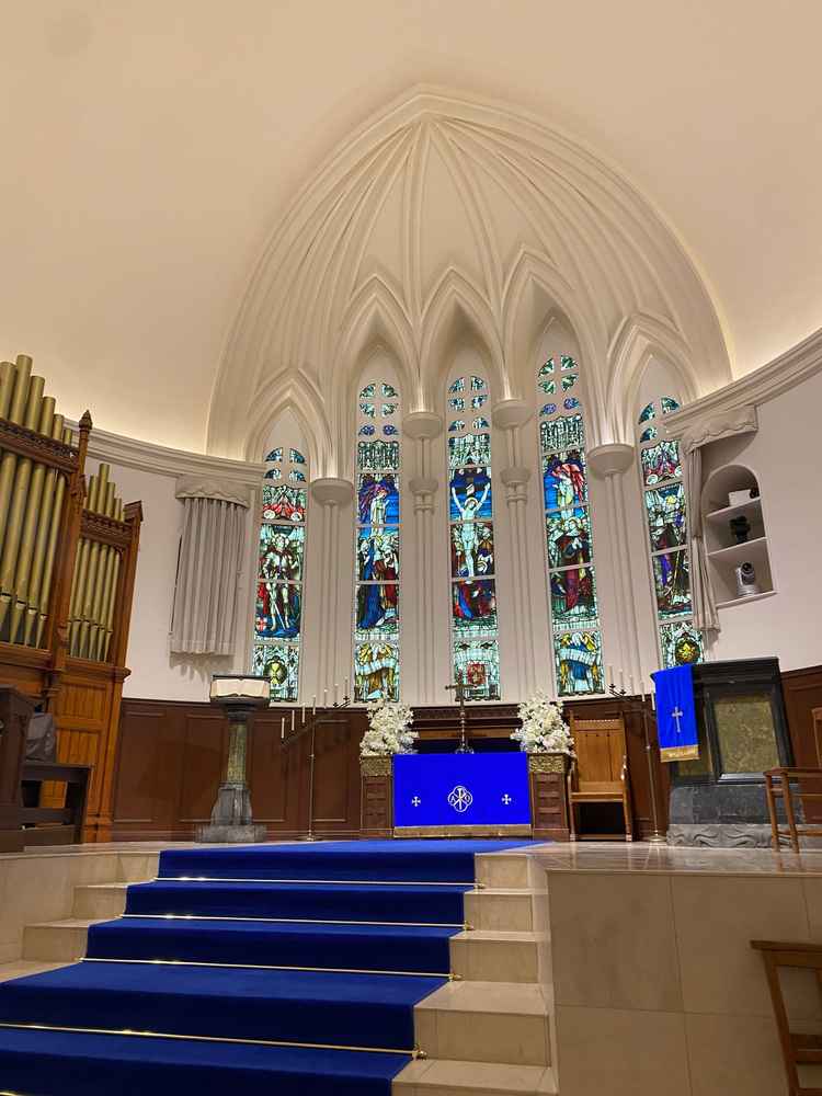 チャペル内の写真になります。