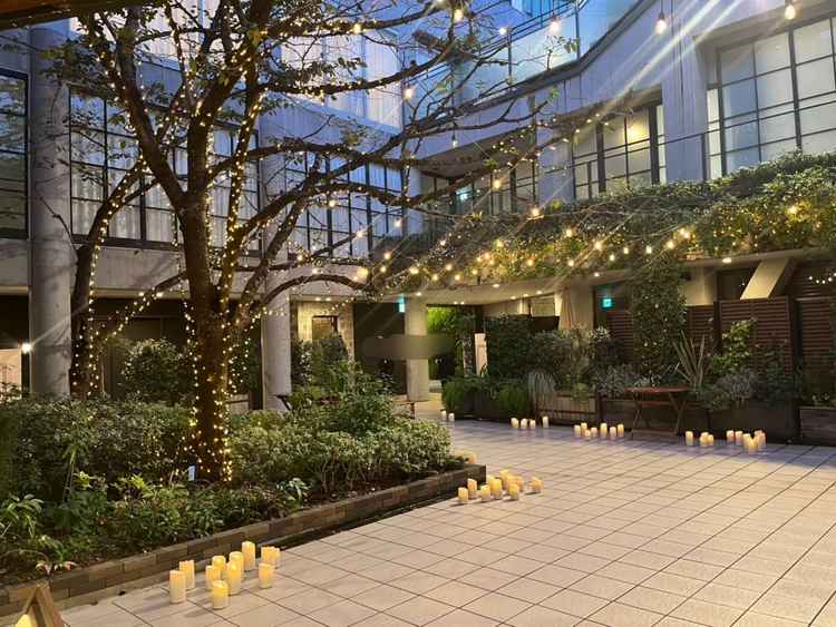 やや暗くなっていましたがナイトウェディングの雰囲気も良さそうだなと感じました。