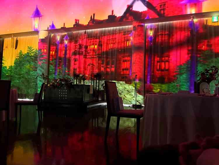 プロジェクションマッピング