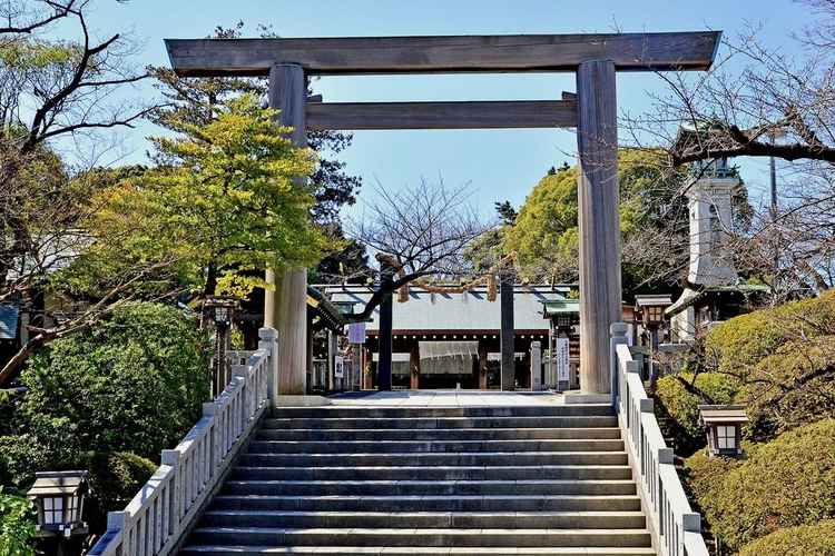 伊勢山神宮の鳥居。厳かな雰囲気で和装であげたい人にはピッタリな場所です。