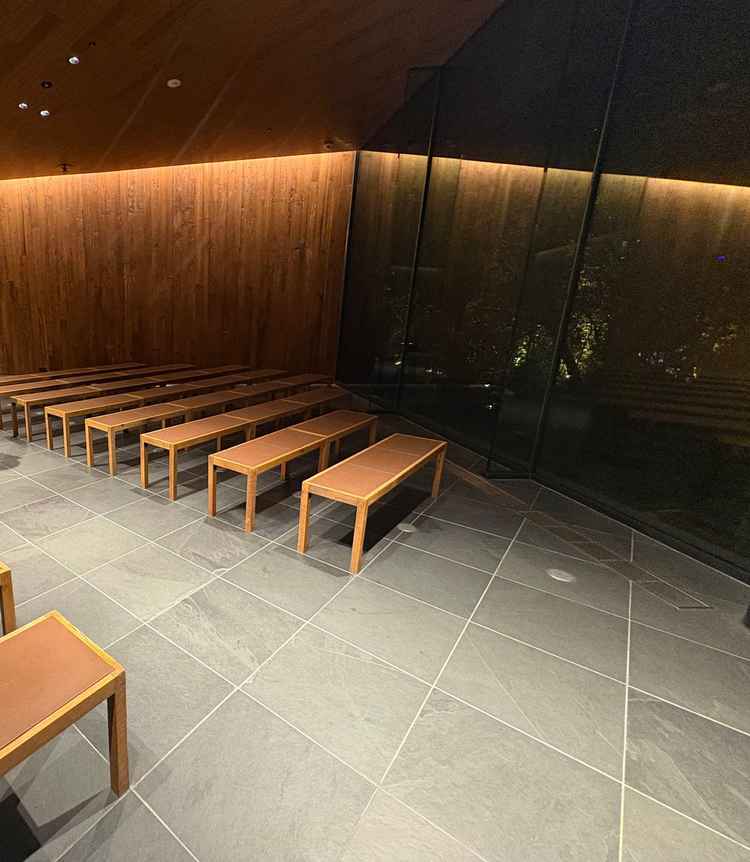 チャペルの後方からの写真