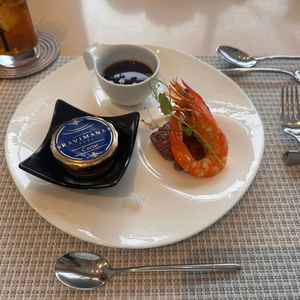 和フレンチのハーフ試食。味はシンプルだが素材がとても美味しく感じることができた。