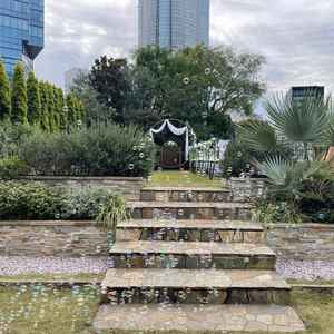 ガーデンチャペル