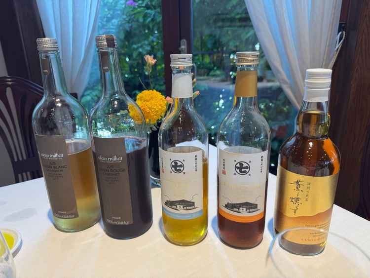 追加料金はかかりますがノンアルの飲み物も充実していました。