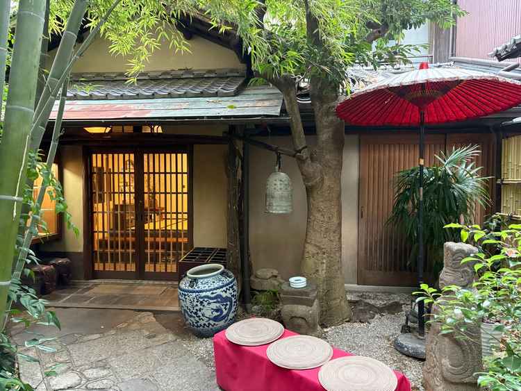 写真映えしそうな入り口