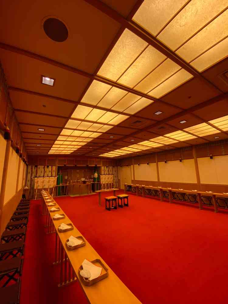 ホテル内の神殿