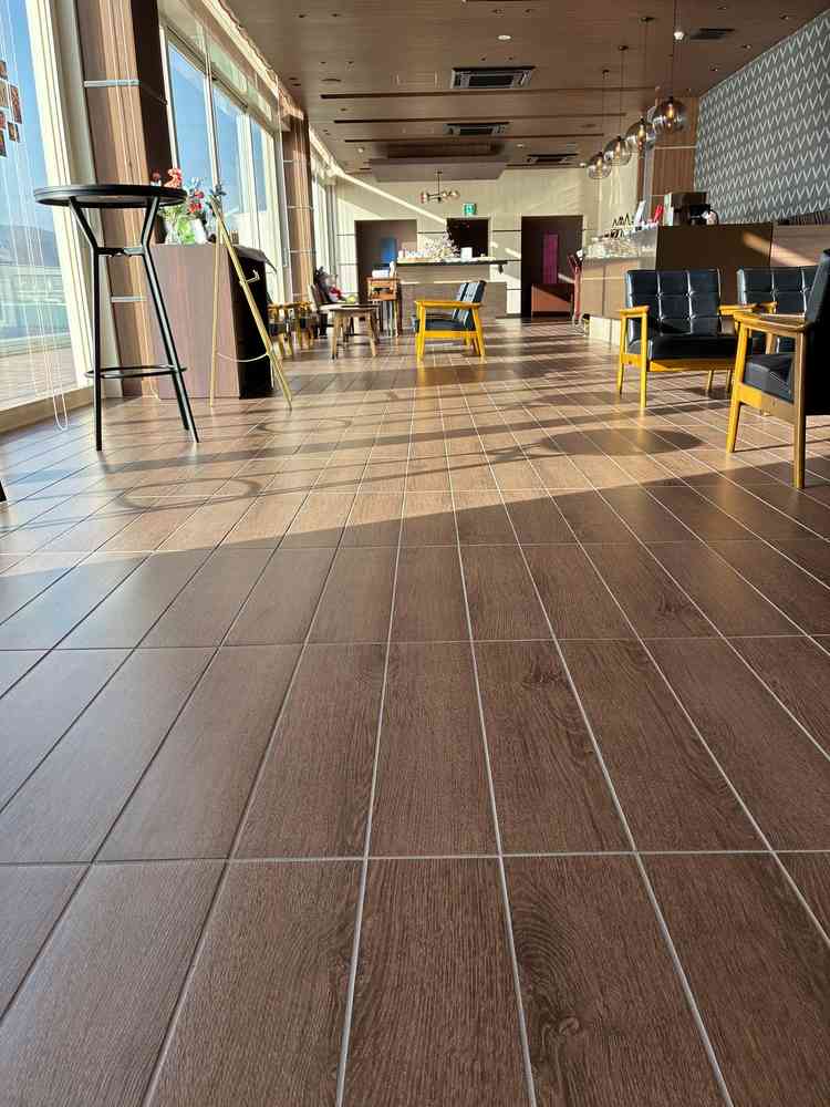 待合ルーム、ここでゲストたちがウェルカムドリンクや軽食を食べれるのが魅力的だった