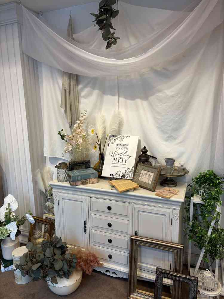 入口付近の飾り付け。