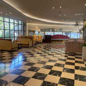 待合室(すごく広い)