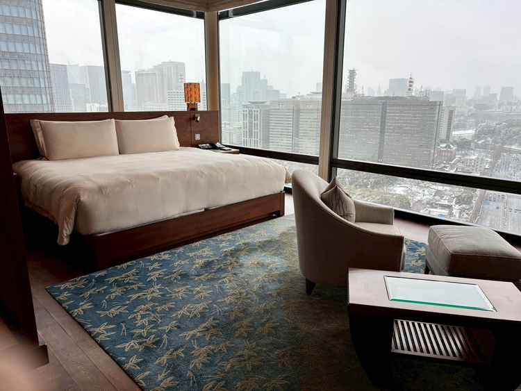 【皇居ビューの絶景スイートルーム】こんなにステキなお部屋で宿泊2泊3日プレゼント🎁されるなんて最高