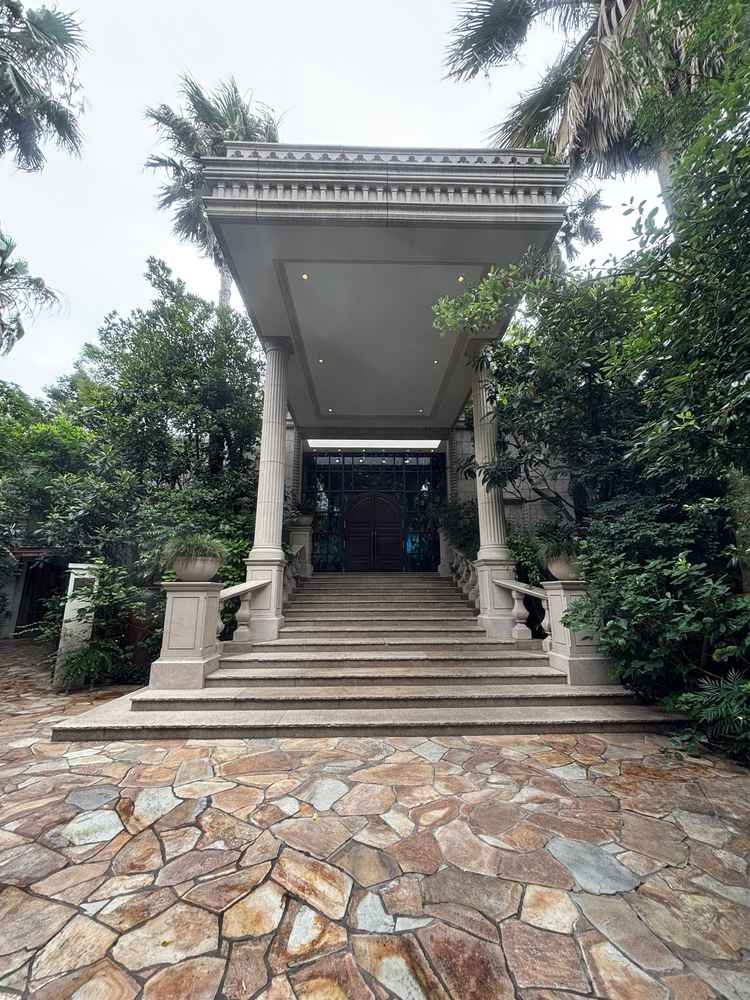 フラワーシャワーをする場所。