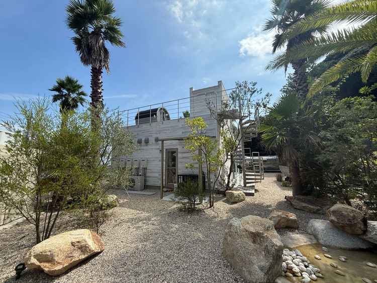 本格的なグランピング施設も会場にありゲストを楽しませれそう。