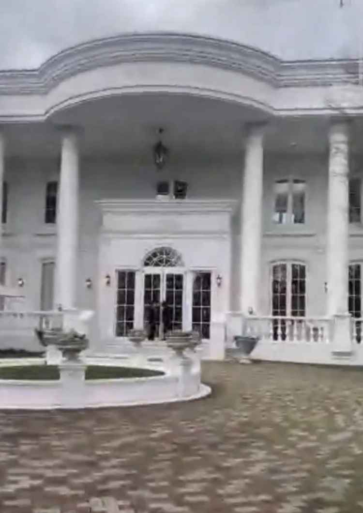 エントランスが立派でした