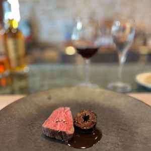 試食②メイン料理の牛肉です。柔らかく、付け合わせの牛蒡も美味しかったです。