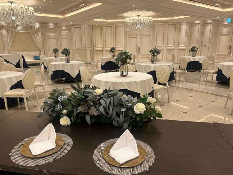 披露宴会場もドーム型でゲストの方々との距離が近く、高級感がありつつ一体感のある空間でした✨