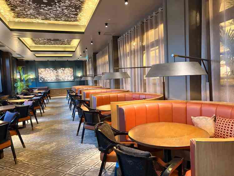 レストランとしても使われているロビー会場