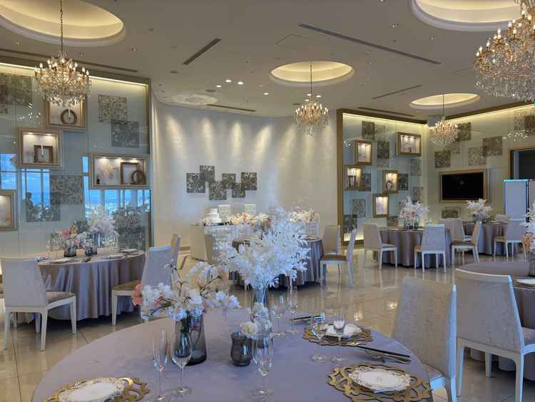 この披露宴会場のみオープンキッチンがある。美女と野獣をイメージしている