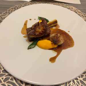 お料理は大きなフォアグラの乗ったロッシーニを試食。とても美味しくて満足度も高かったです。