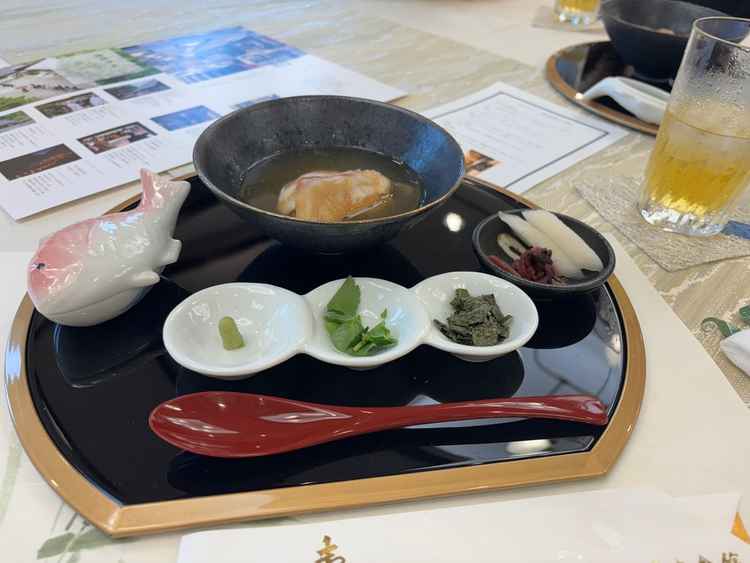 試食会の鯛茶漬け