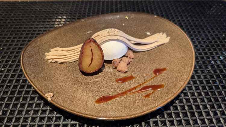 試食のモンブランは、栗の風味が強く、甘すぎず美味しかったです。