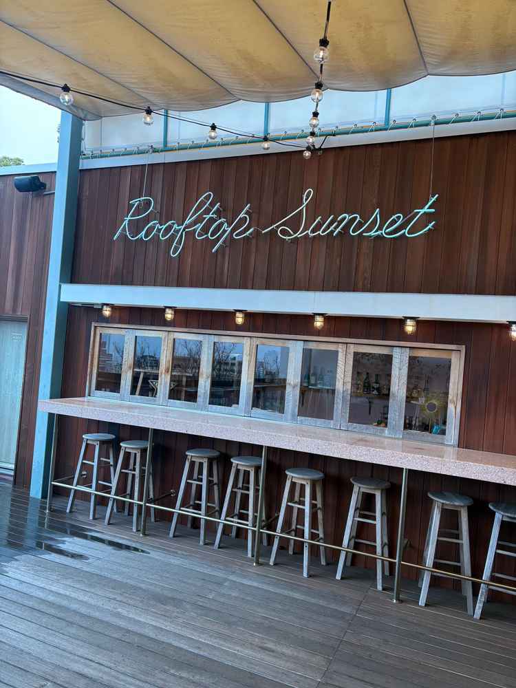 テラススペースです。こちらも屋外で景色が良かったです。