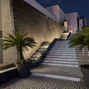 時間帯や季節によって見え方が変わり、ゲストの気持ちを高めることができる。