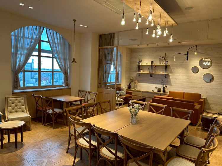 ゲストの待合室。親族待合室はないため、両家がここに集う。