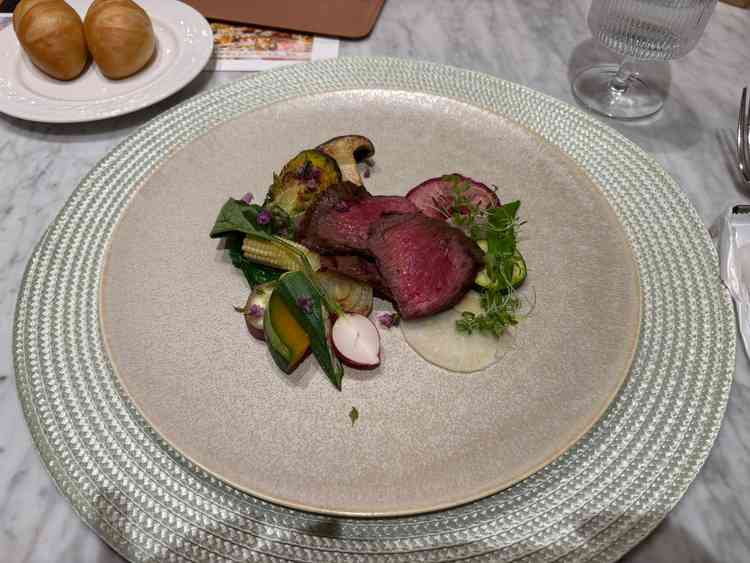 試食の中料理　トリュフ塩でとても美味しかった