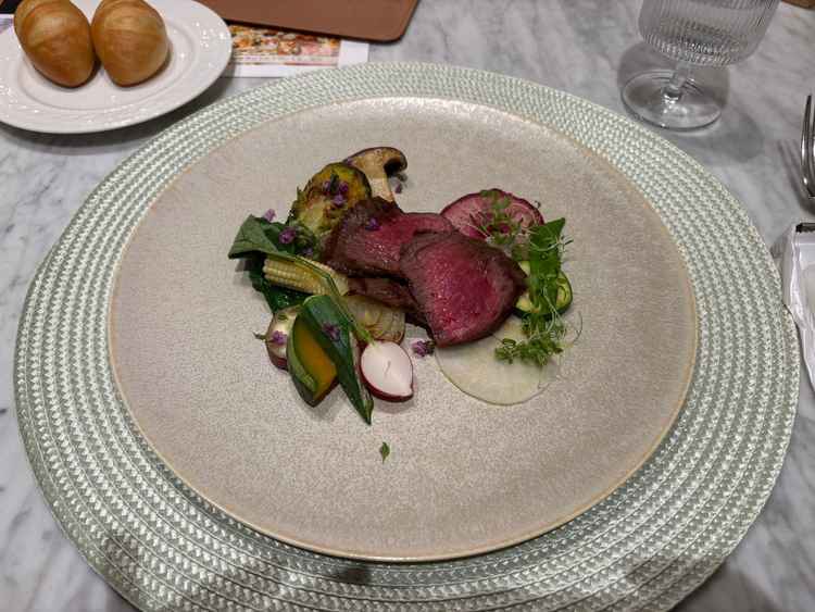 試食の中料理　トリュフ塩でとても美味しかった