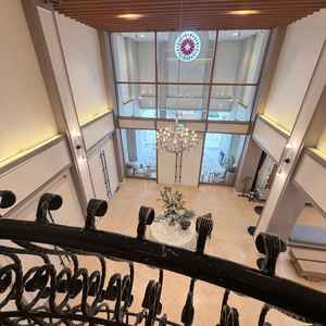 ここからゲストに向かってお菓子投げをする方が多いそうです。