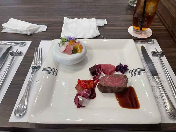 試食会メイン料理