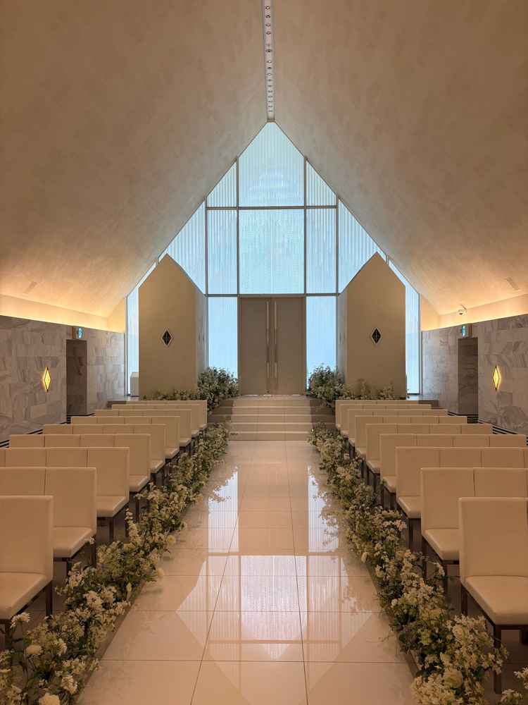 天井が高いので圧迫感がないと思います。