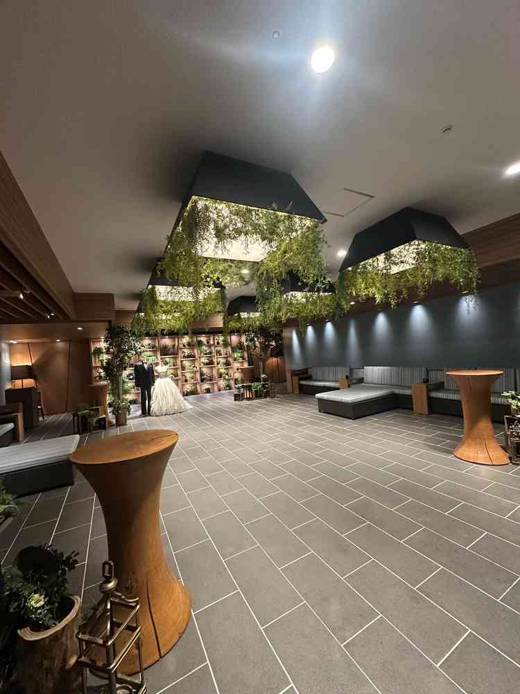 チャペルに入るまでの空間があり、家族へのビデオメッセージの場に使用したり使い勝手の良さを感じました。