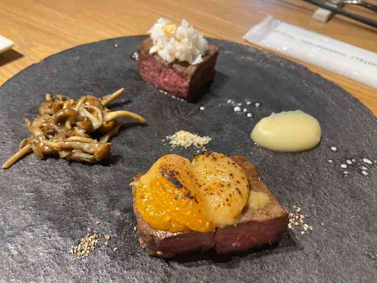 みかんに味噌が珍しい組み合わせで初めて食べましたが、以外にも合っていた。