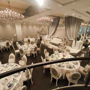 披露宴会場その1です