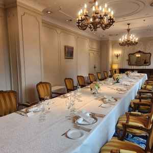 少人数用の披露宴会場