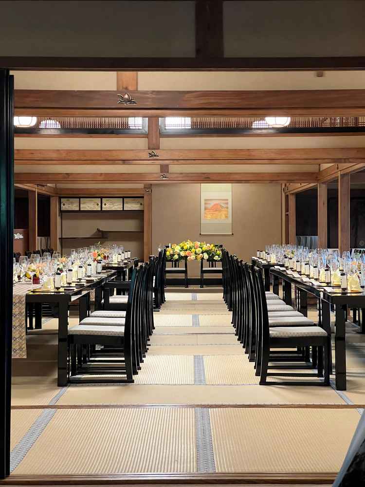 歴史と格式を感じる和の披露宴会場が印象的でした。落ち着いた雰囲気の中で、素敵なおもてなしできそうです