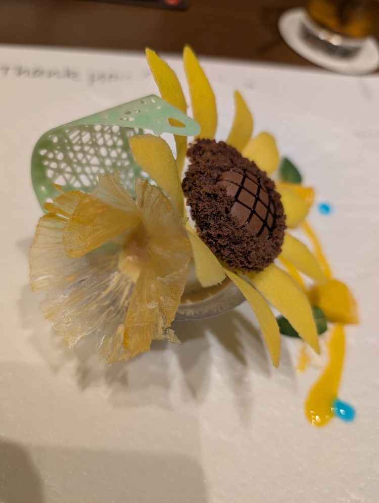 試食の一つ一つにこだわりが感じられ、味も美味しく、目でも楽しめるお料理ばかりでした。