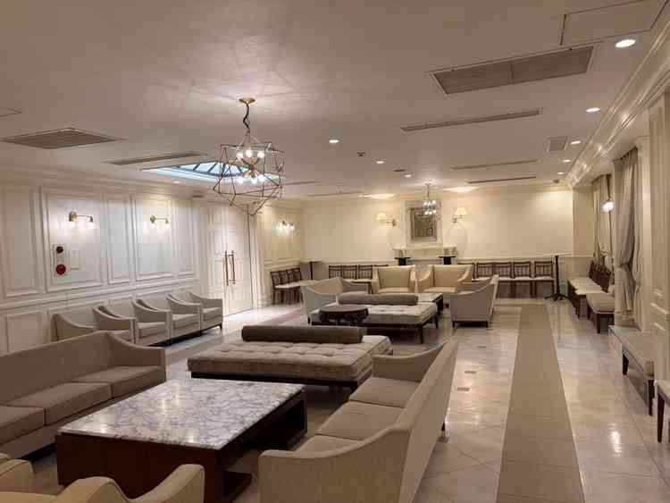 待合室は2階にあり、かなり広いです