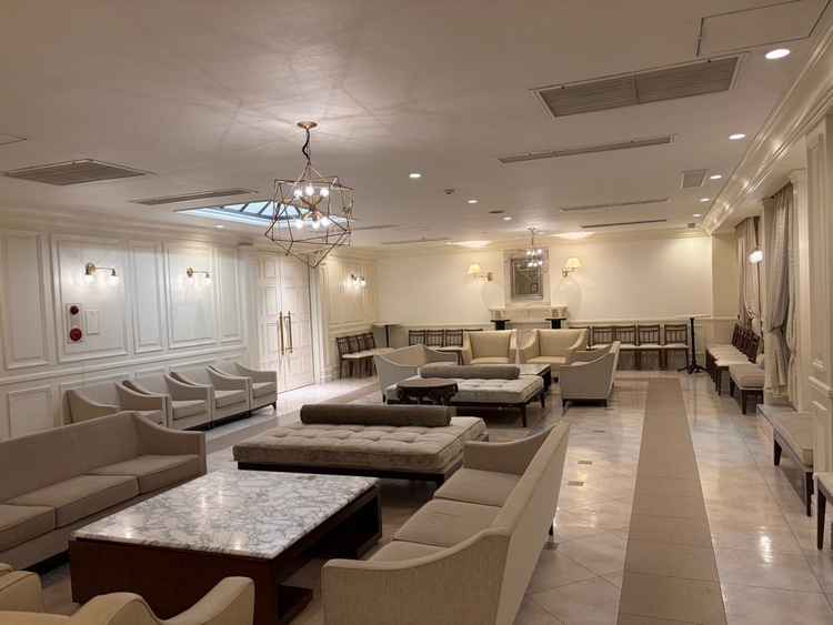 待合室は2階にあり、かなり広いです