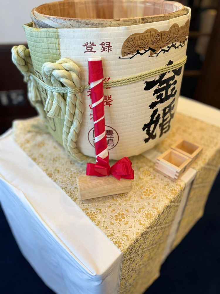 鏡開きの演出ができるそうです。