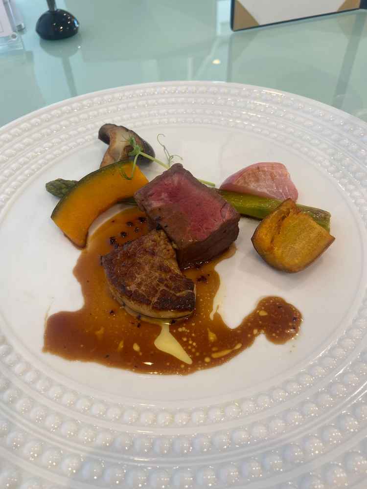 試食会で頂きました。「しあわせ絆牛」という名のようです。