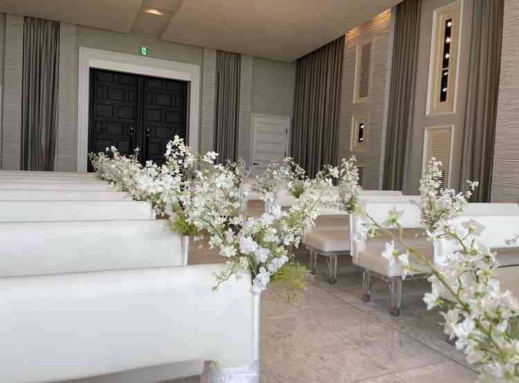 ゲストと自分たちの距離が近く、理想としている距離感で挙式が可能だと思った。