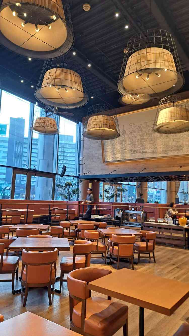 天井がとても高い