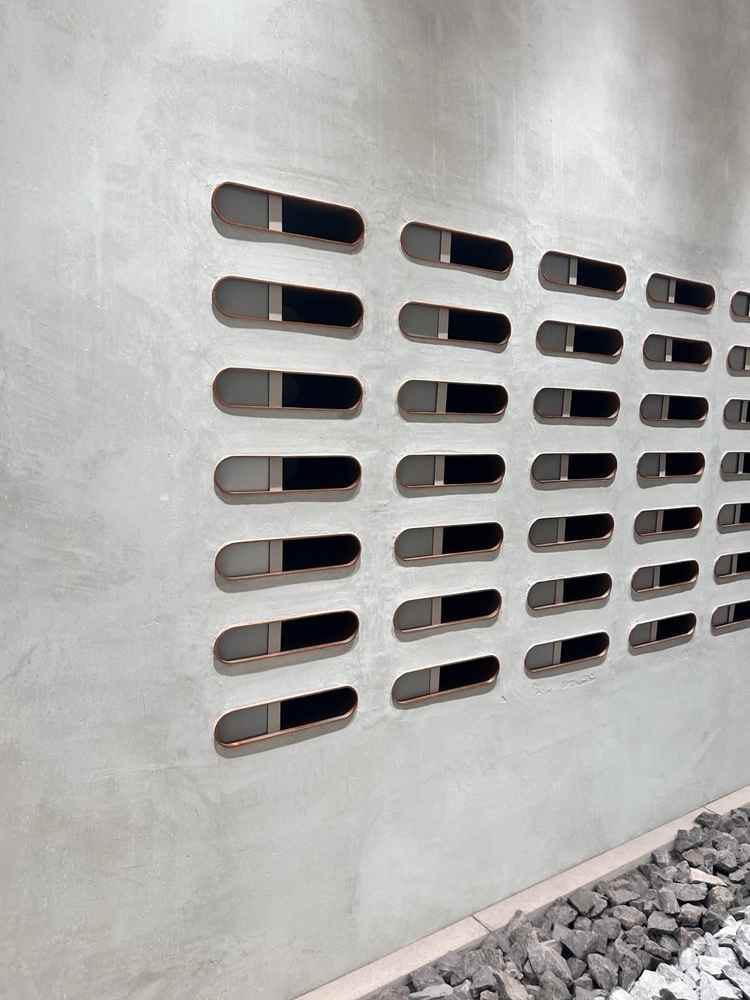 入口はいってすぐのところにあるポストの写真です。ここにゲストへのお手紙を入れておきます。